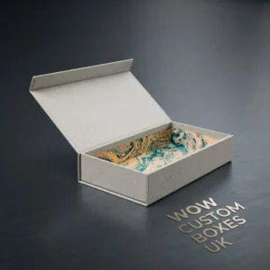 Magnetic snap closure packaging